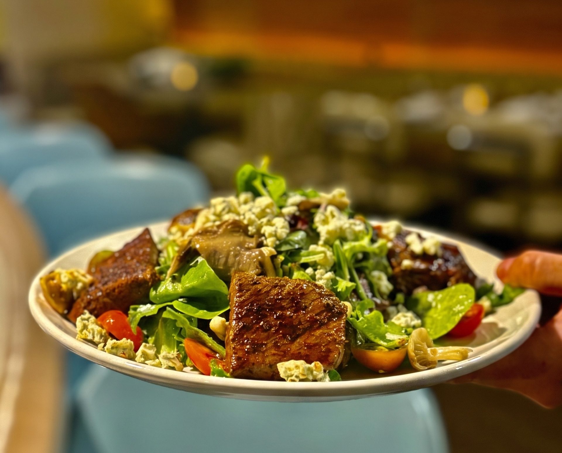 "Lounge Here Turns Chicken Fried Steak Into a Dinner and a Brunch Dish"