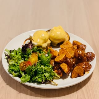 Eggs Benedict